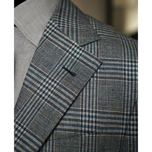Gales Suit